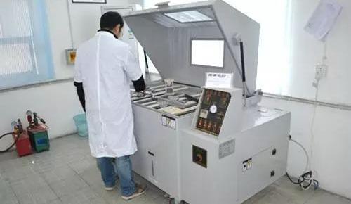 你知道鹽霧試驗(yàn)機(jī)的工作原理和四大工作體系的用處嗎？